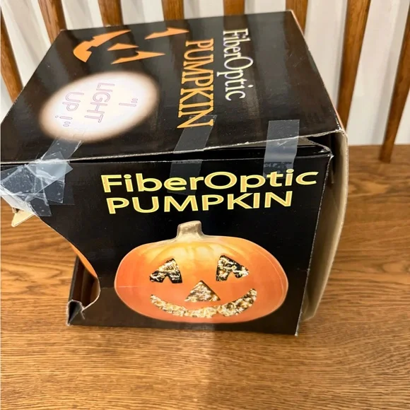 Vintage Fiber Optic Pumpkin Jack-O-Lantern Halloween Decor - Color Changing - Picture 2 of 4